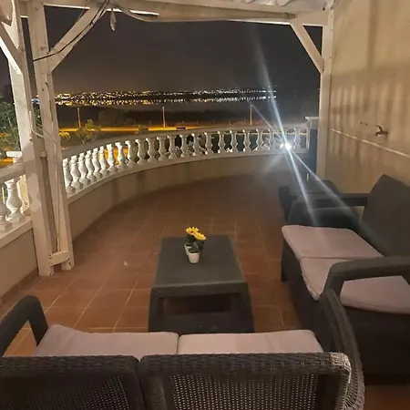 Chalet Con Vista Para Salinas Y Piscina Privada * Торевьиа