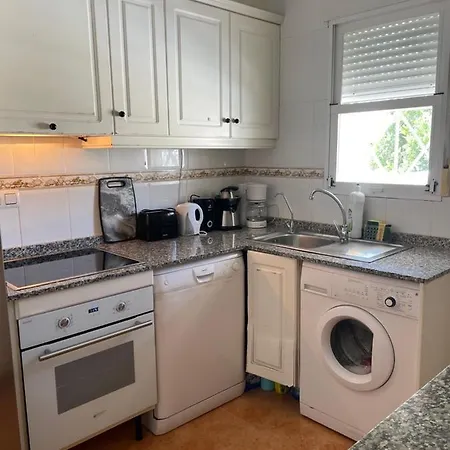 Дом отдыха Chalet Con Vista Para Salinas Y Piscina Privada *