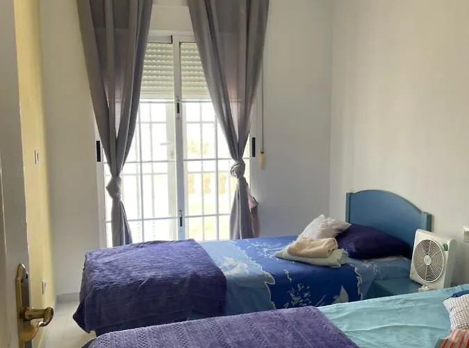 Chalet Con Vista Para Salinas Y Piscina Privada